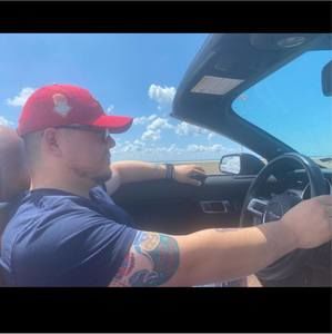 Meet your Posher, Luis